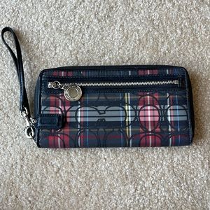 Coach wallet with wristlet